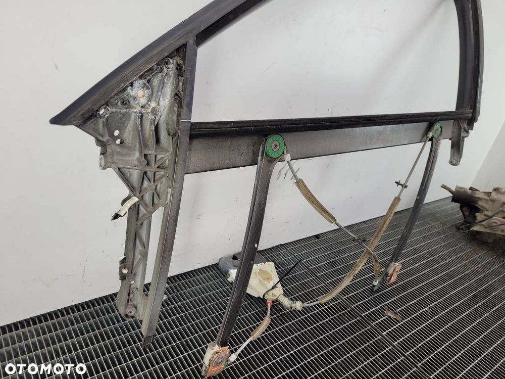 PODNOŚNIK SZYBY PRZÓD LEWY AUDI A3 8P 2008 3 DRZWI 3D EUROPA - 3