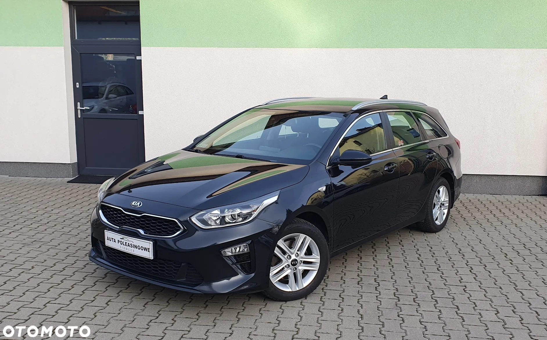 Kia Ceed 1.6 CRDi SCR M - 2