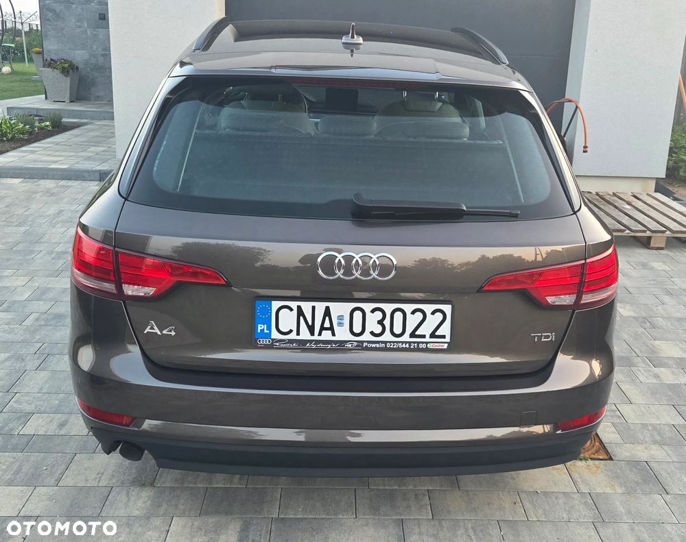 Audi A4 Avant 2.0 TDI - 11