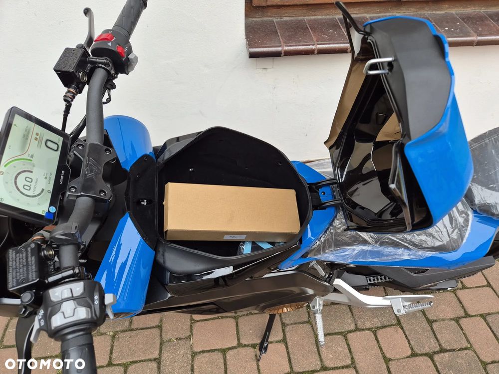 Vmoto STASH - 9