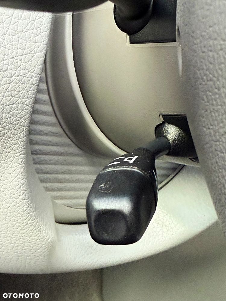 Mercedes-Benz Klasa E 220 CDI Automatik Elegance - 37