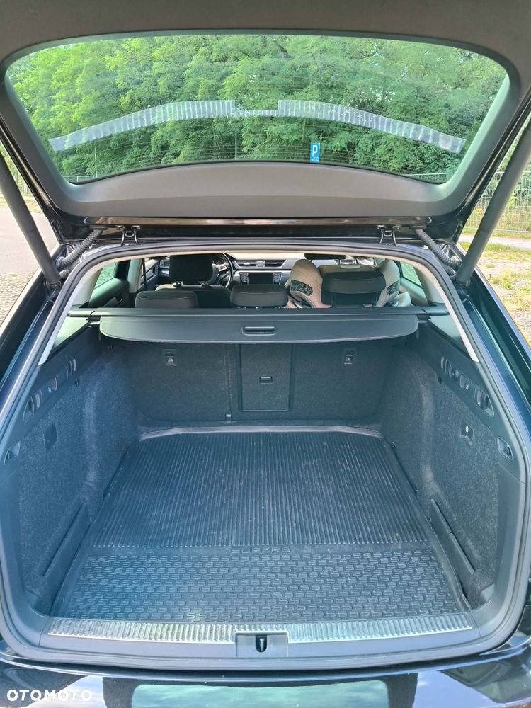 Skoda Superb 2.0 TDI 4x4 Style - 17