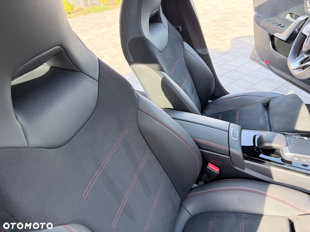 Mercedes-Benz Klasa A 250 4-Matic AMG Line 7G-DCT - 24