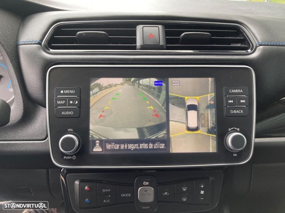 Nissan Leaf N-Connecta - 23