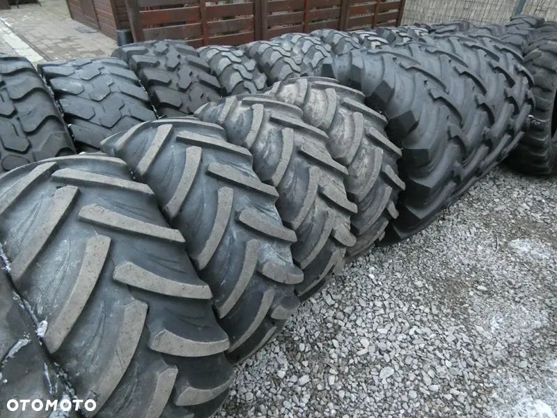 Opony do ładowarki 405/70 R18 Prawie nowe dunlop mitas - 9