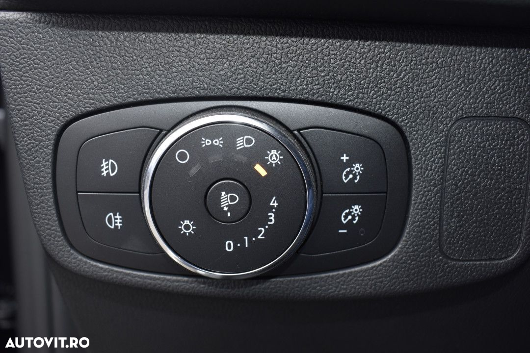 Ford Focus - 18