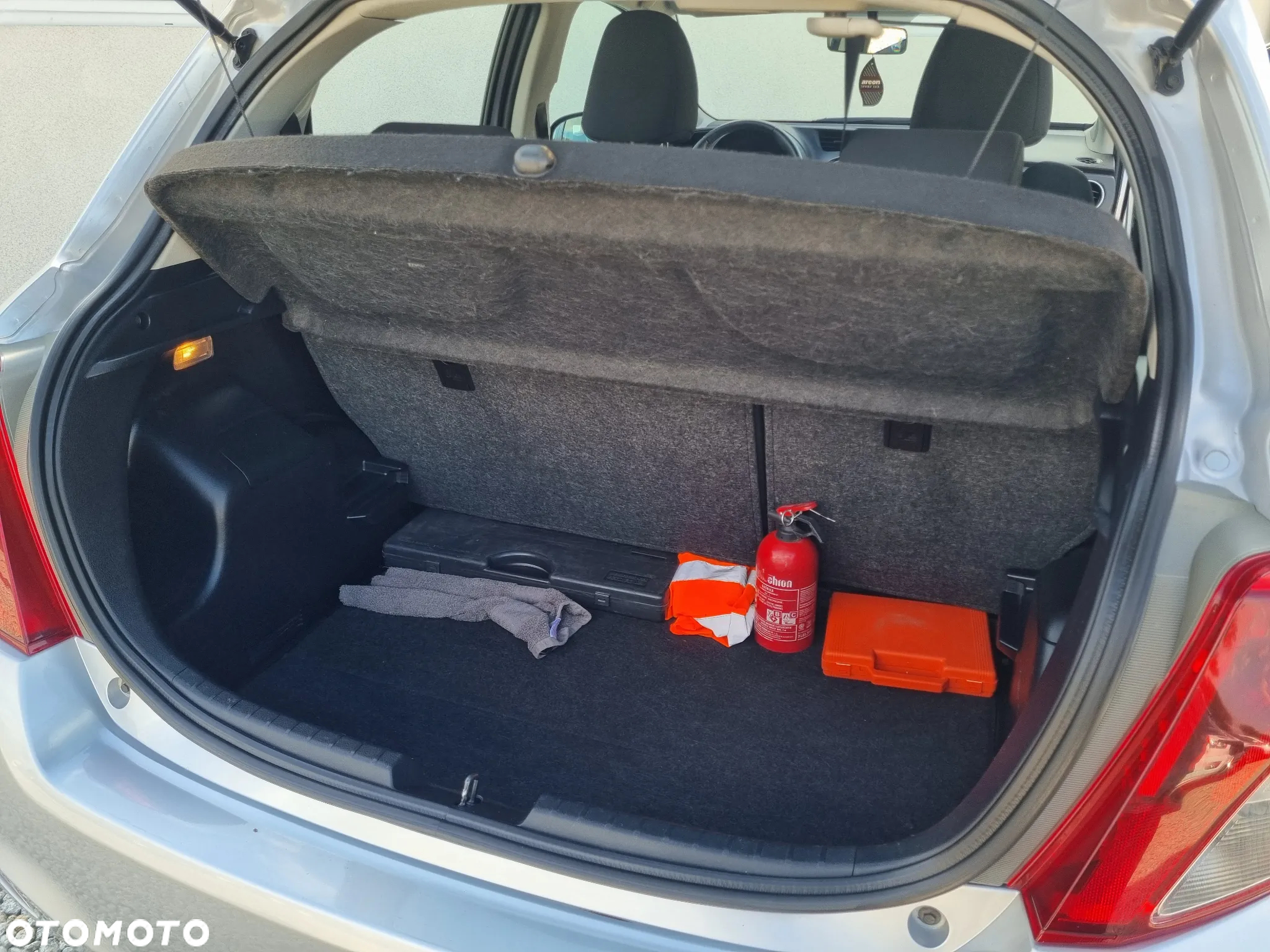 Toyota Yaris 1.0 Life - 13