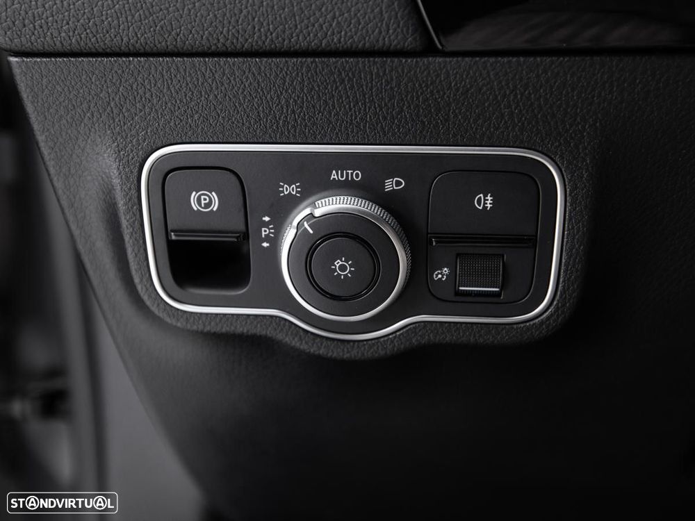 Mercedes-Benz B 250 e AMG Line - 21