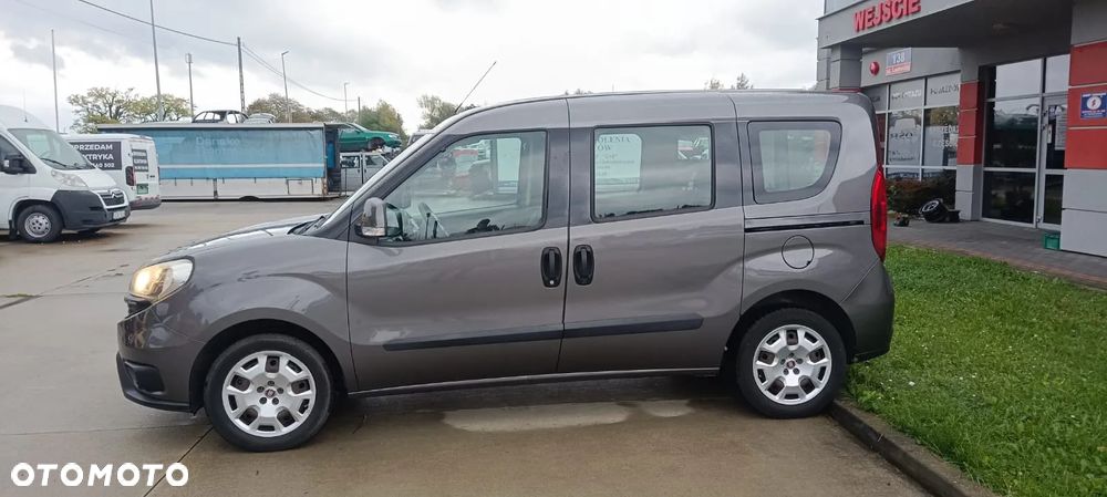 Fiat Doblo 1.4 T-Jet 16V Natural Power Lounge - 6