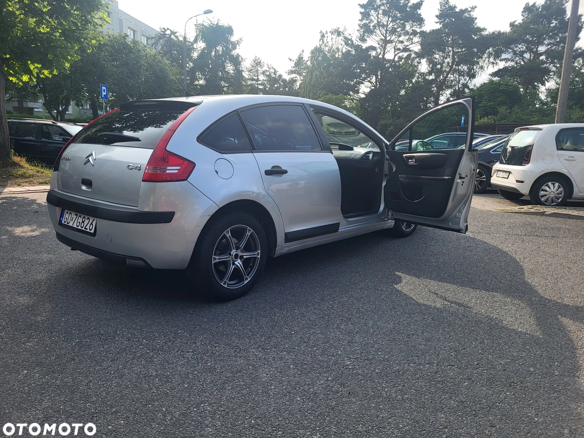 Citroën C4 1.4 16V Advance - 3