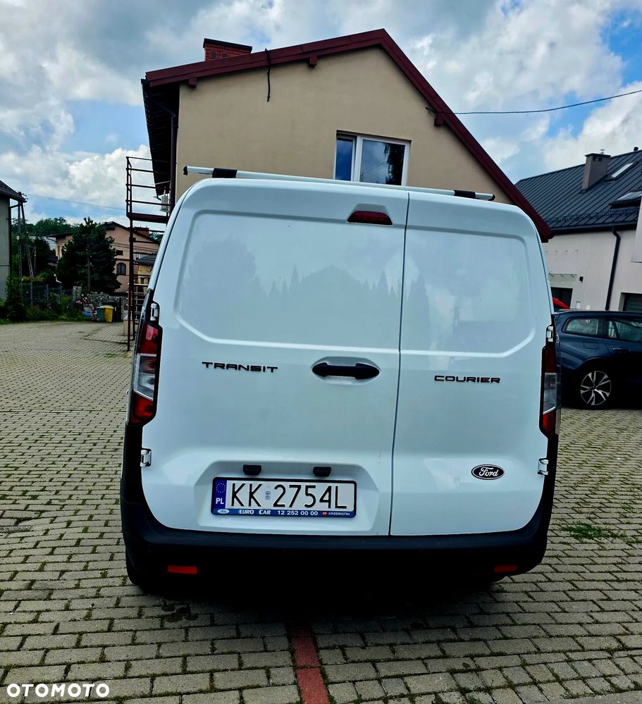 Ford transit Courier - 14