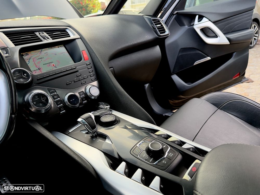 Citroën DS5 2.0 HDi Hybrid4 Sport Chic CMP6 - 42