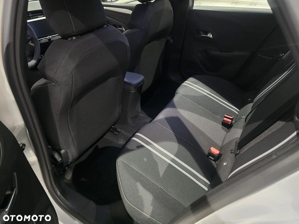 Opel Corsa 1.2 GS S&S - 8