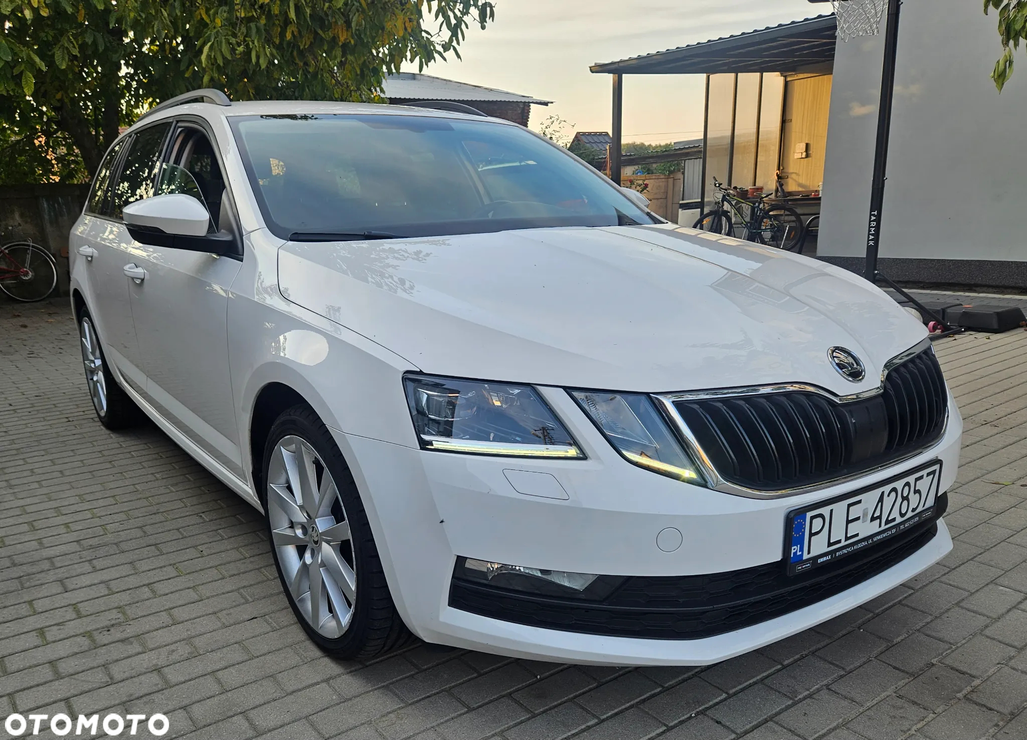 Skoda Octavia 2.0 TDI DSG Soleil - 2
