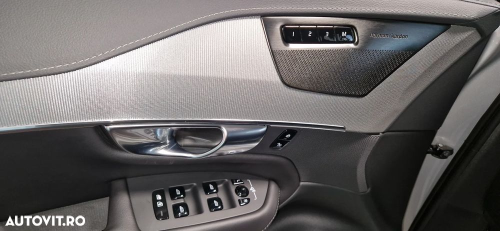 Volvo XC 90 B5 D AWD Plus Bright - 20