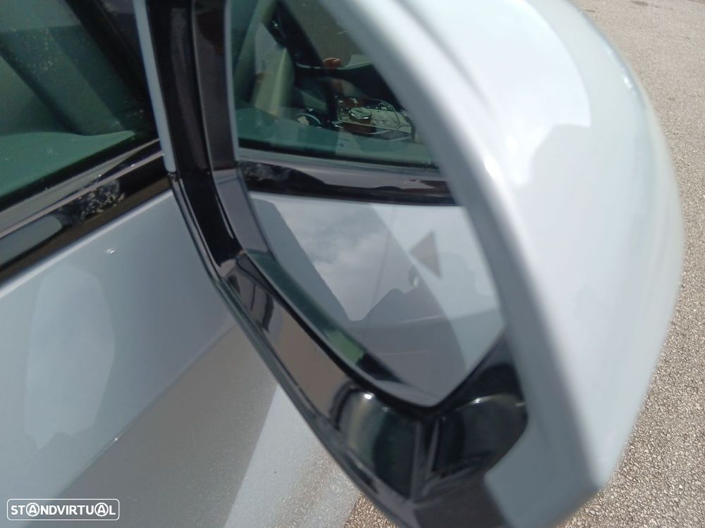 BMW 520 d Pack Desportivo M - 28