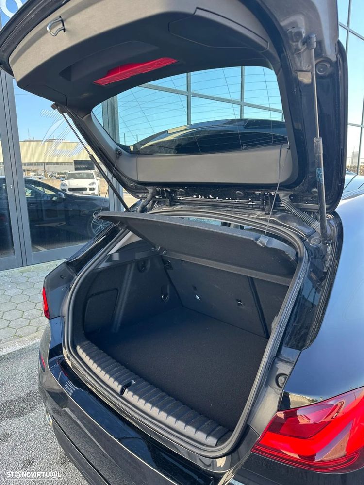 BMW 118 i Aut. Sport Line - 24