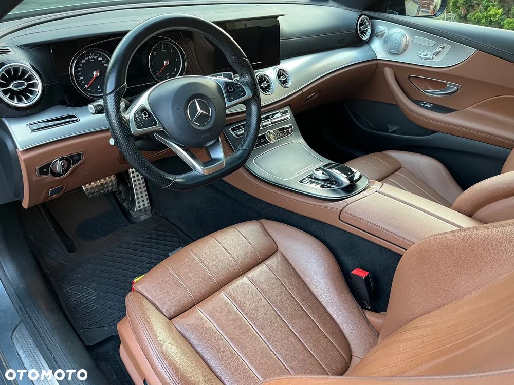 Mercedes-Benz Klasa E 220 d 4-Matic 9G-TRONIC - 18