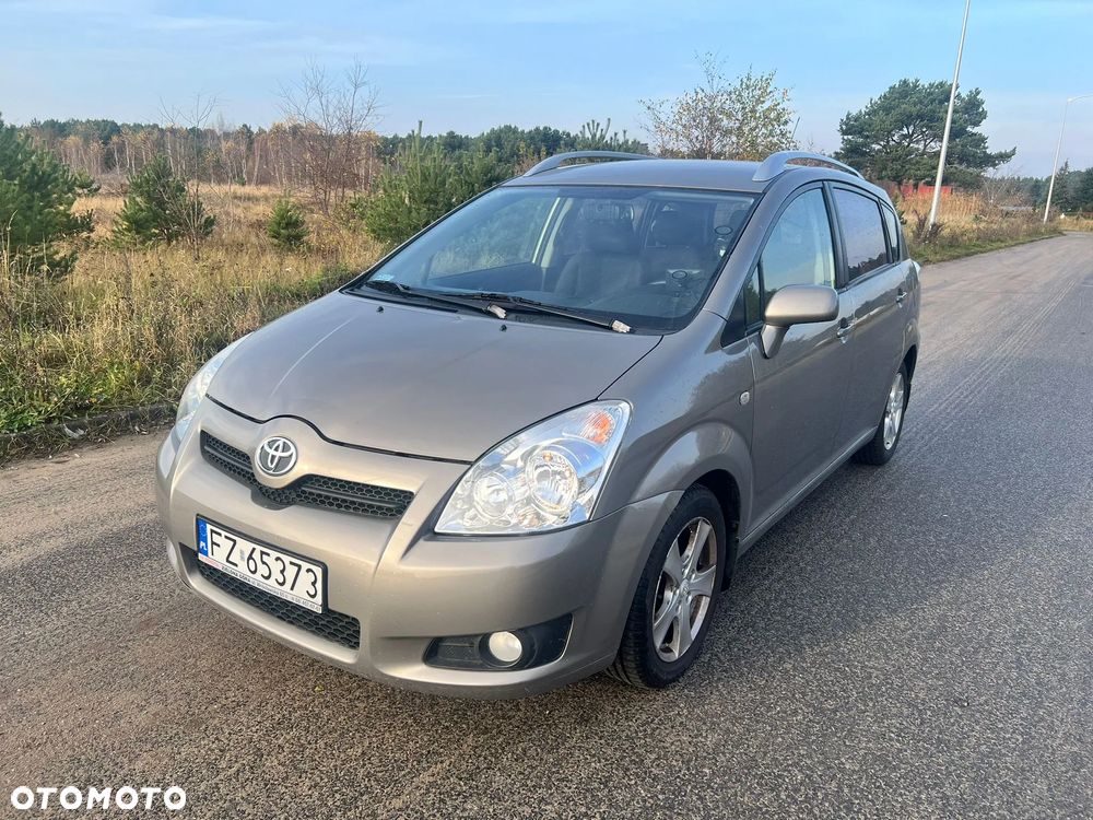 Toyota Corolla Verso - 1