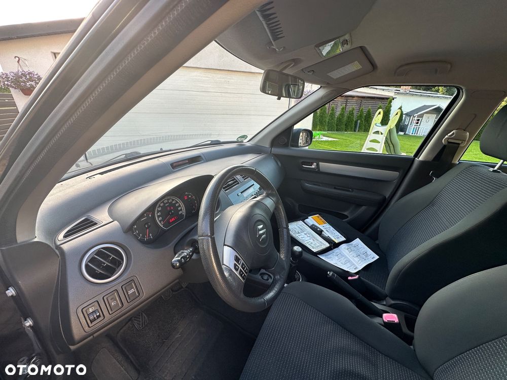 Suzuki Swift 1.3 Comfort - 4