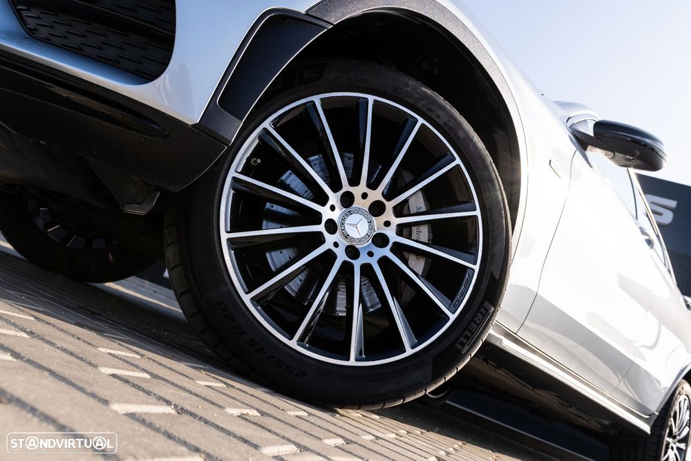 Mercedes-Benz GLC 300 de Coupe 4Matic 9G-TRONIC AMG Line - 5