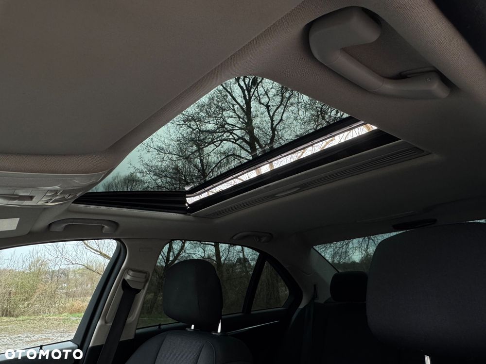 Mercedes-Benz Klasa C 200 Kompressor Avantgarde - 35