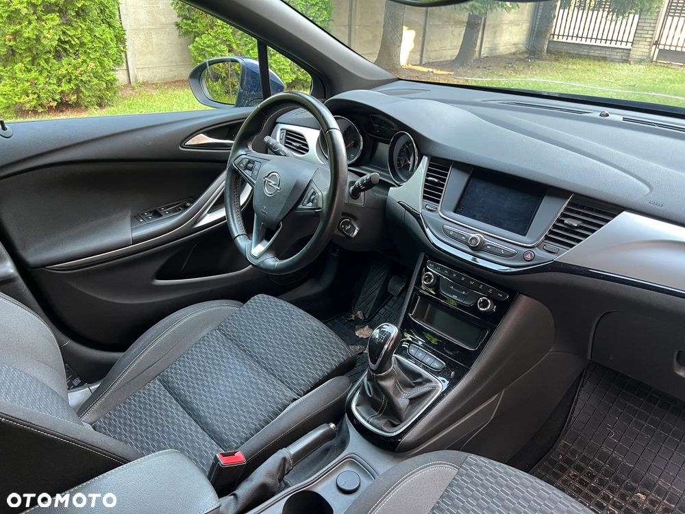 Opel Astra 1.2 T Business Elegance S&S - 18
