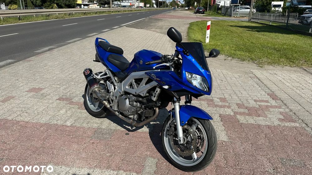 Suzuki SV - 8