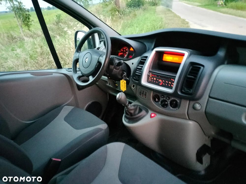 Renault trafic - 9