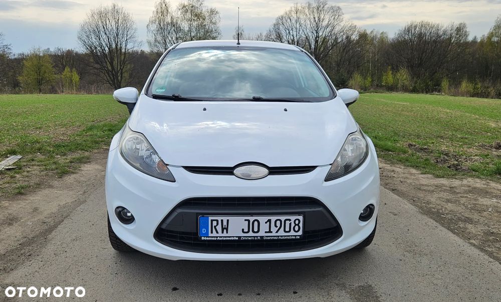Ford Fiesta 1.25 Ambiente - 2
