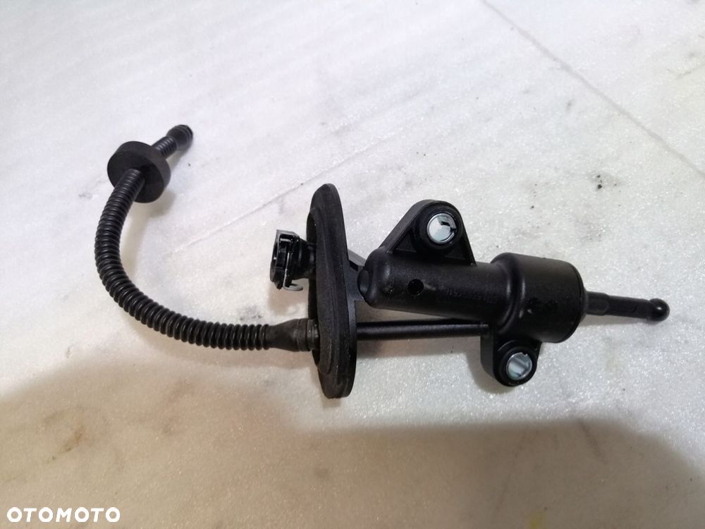 OPEL ADAM WYSPRZĘGLIK POMPKA SPRZĘGŁA 55594516 - 3