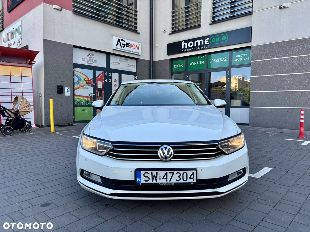 Volkswagen Passat 1.6 TDI BMT City - 12