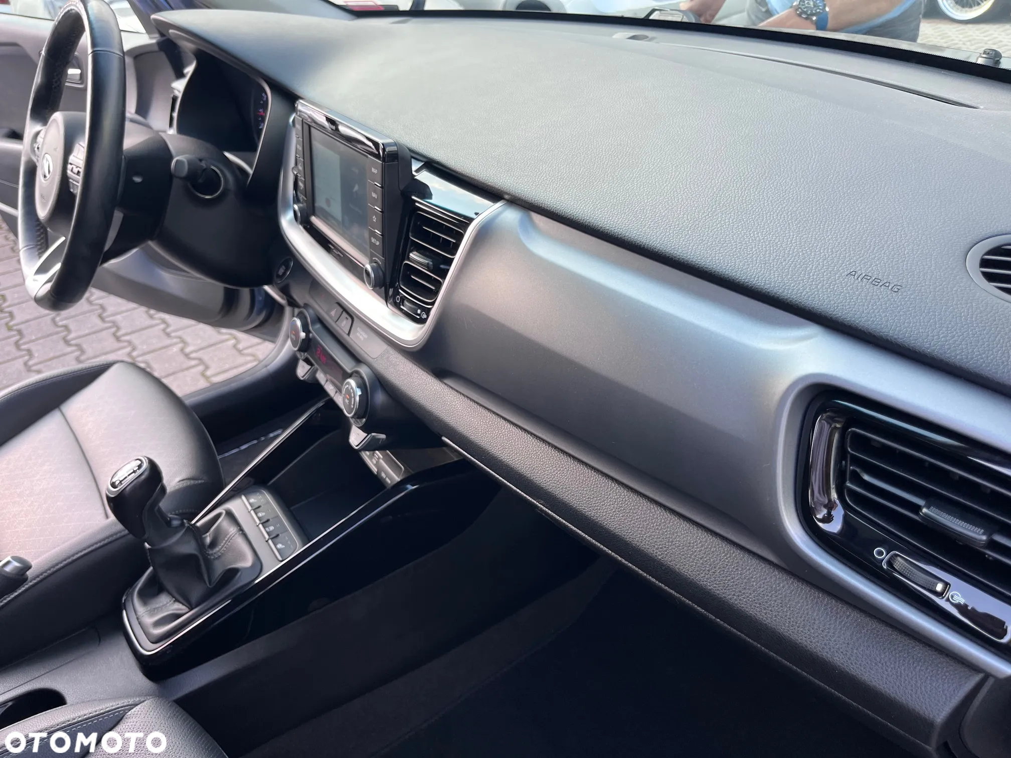 Kia Stonic 1.0 T-GDI 120 Platinum Edition - 13