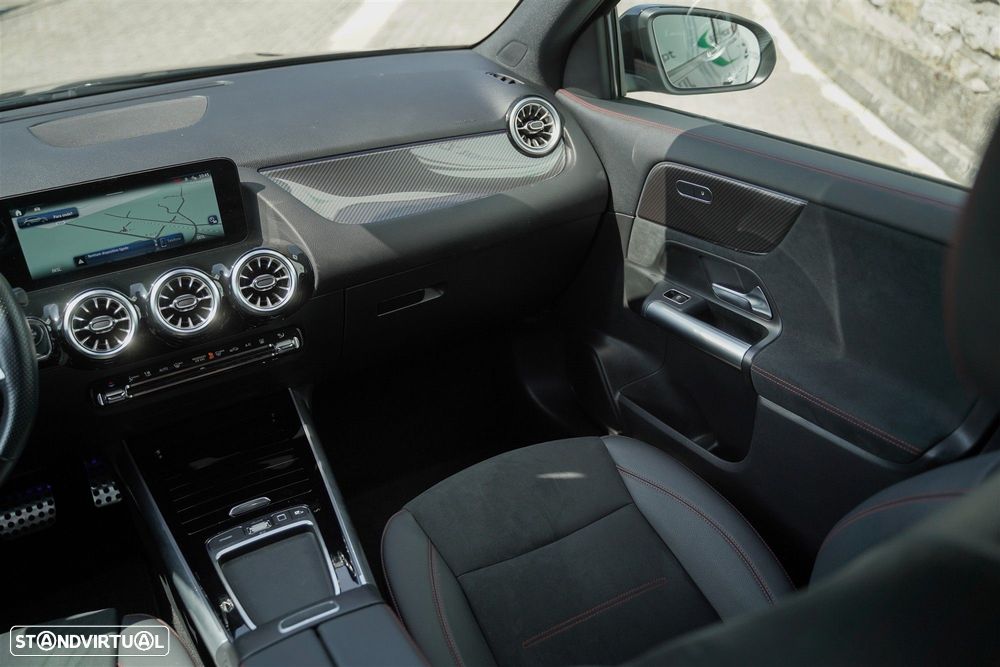 Mercedes-Benz GLA 250 e AMG Line - 30