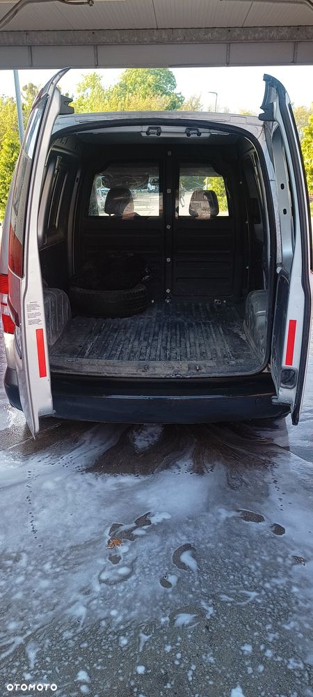Volkswagen Caddy - 6