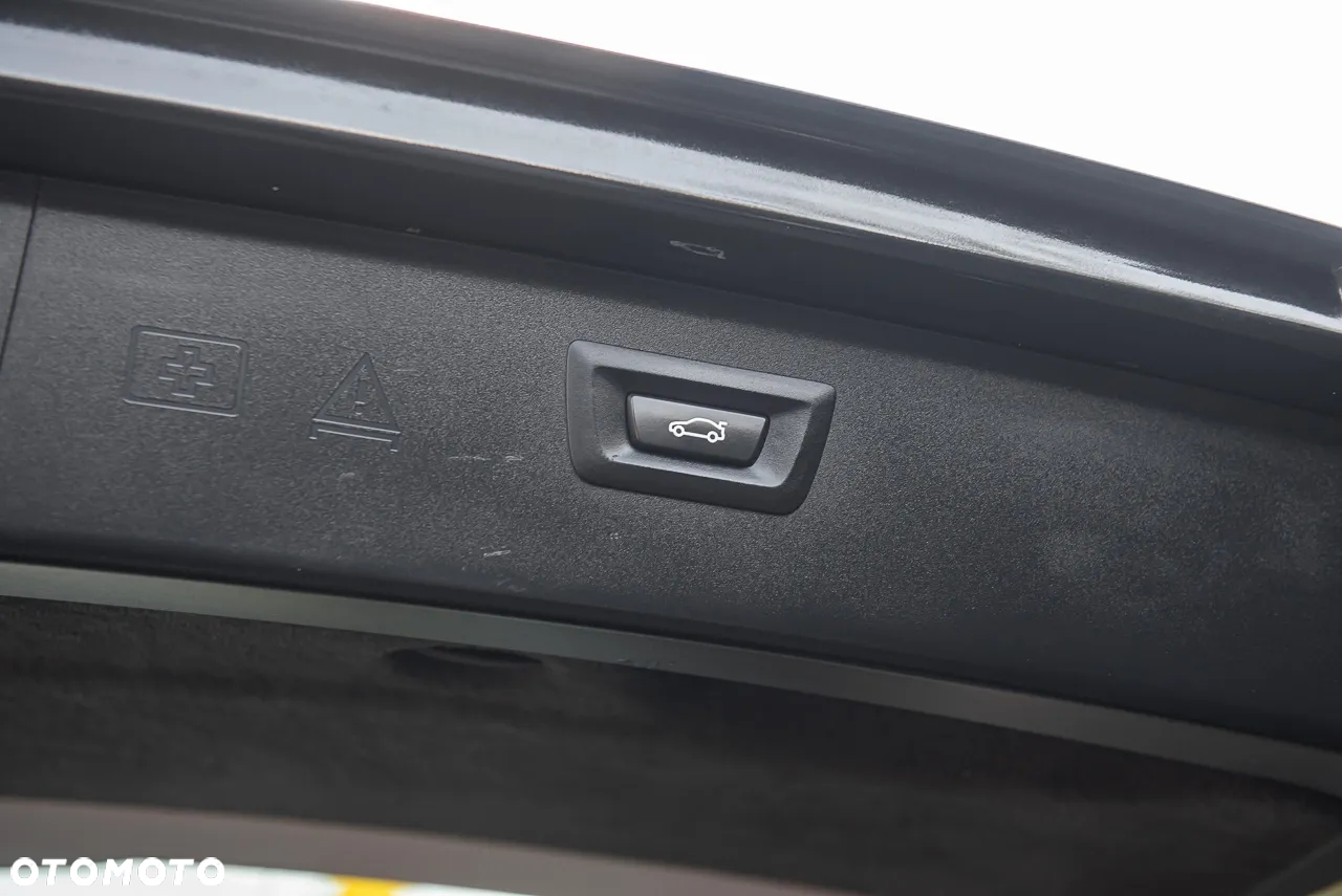 BMW Seria 5 535d Luxury Line - 36