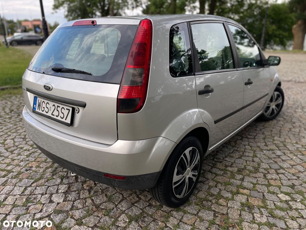 Ford Fiesta - 4