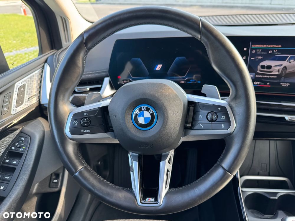 BMW Seria 2 225e xDrive - 32
