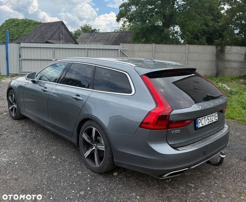 Volvo V90 D4 SCR R-Design - 4