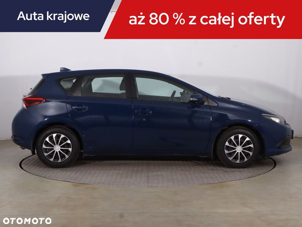 Toyota Auris - 8
