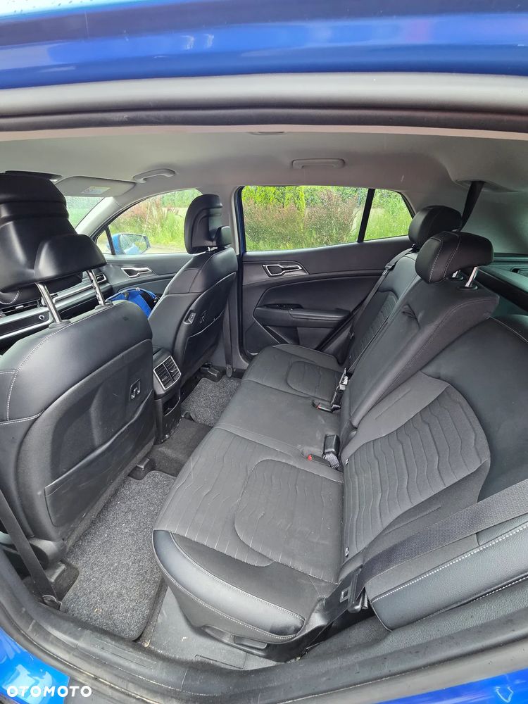 Kia Sportage 1.6 T-GDI MHEV Business Line 4WD DCT - 10