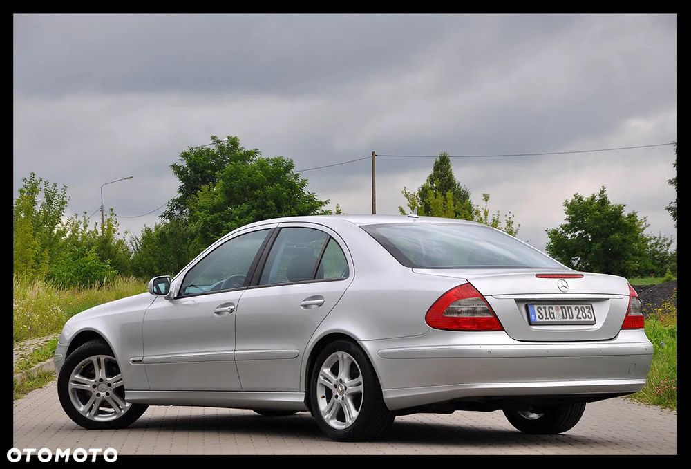 Mercedes-Benz Klasa E 320 CDI 7G-TRONIC Avantgarde - 3