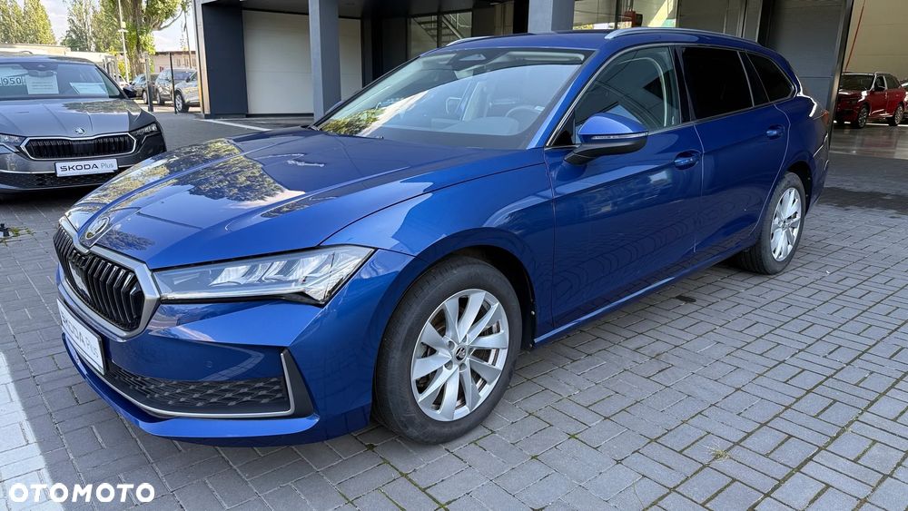 Skoda Superb 2.0 TDI SCR Selection DSG - 2