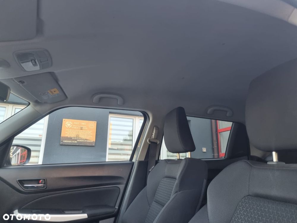 Suzuki Swift 1.2 Dualjet Hybrid Comfort - 35