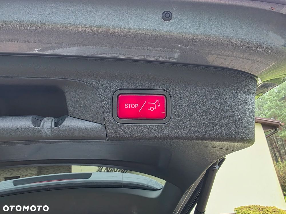 Mercedes-Benz GLE 350 e 4-Matic Advanced Plus - 24