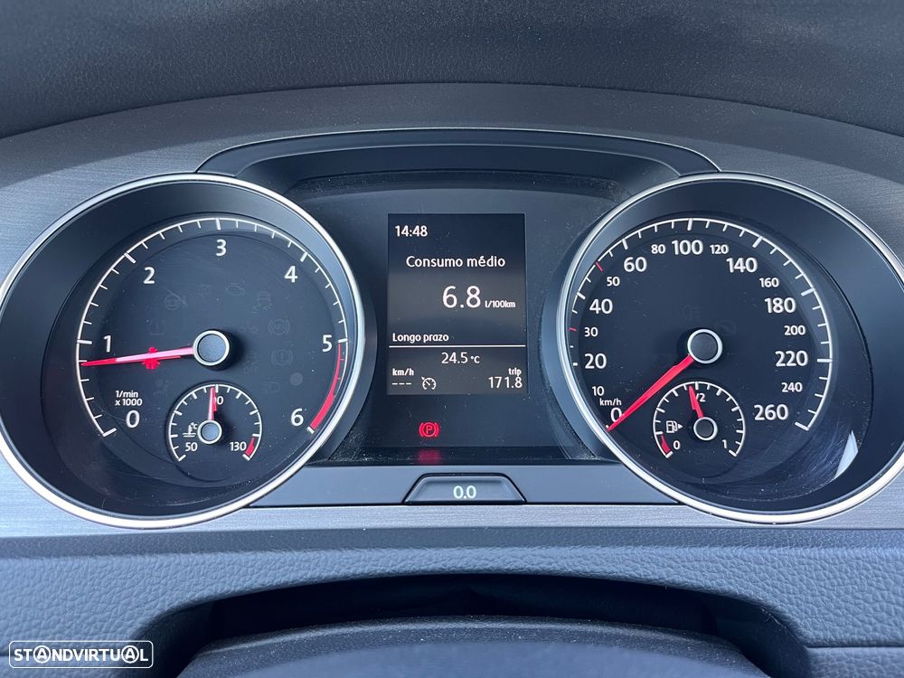 VW Golf 1.6 TDi Confortline - 10