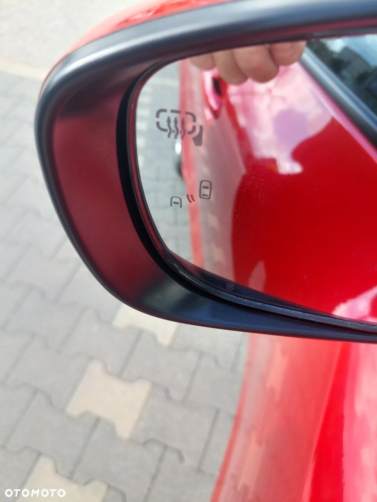 Suzuki Swift 1.2 Dualjet SHVS Premium Plus CVT - 11