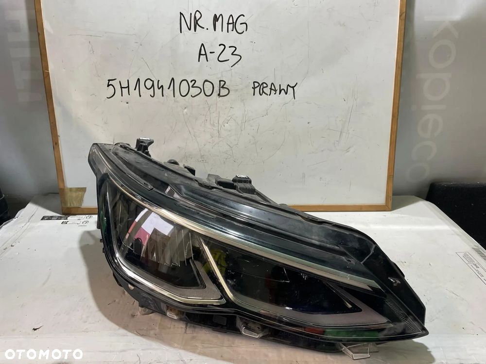 LAMPA PRAWA PRZÓD VW GOLF VIII FULL LED 5H1941030B - 1