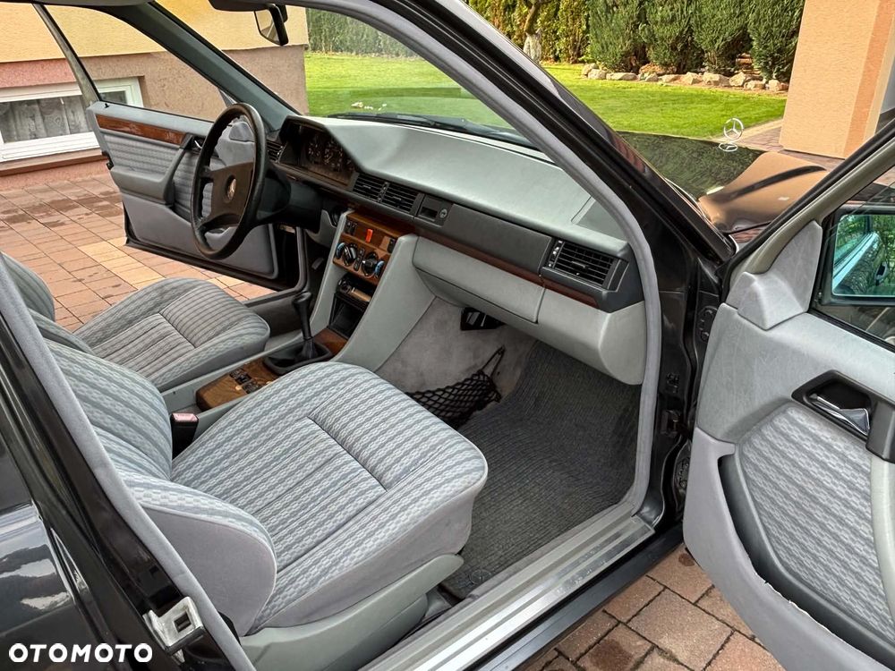Mercedes-Benz W124 (1984-1993) - 9