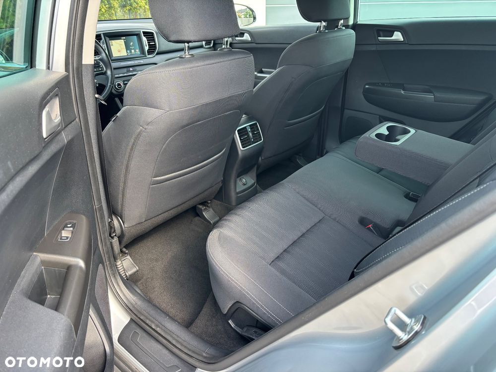 Kia Sportage 1.6 GDI 2WD DREAM-TEAM EDITION - 10